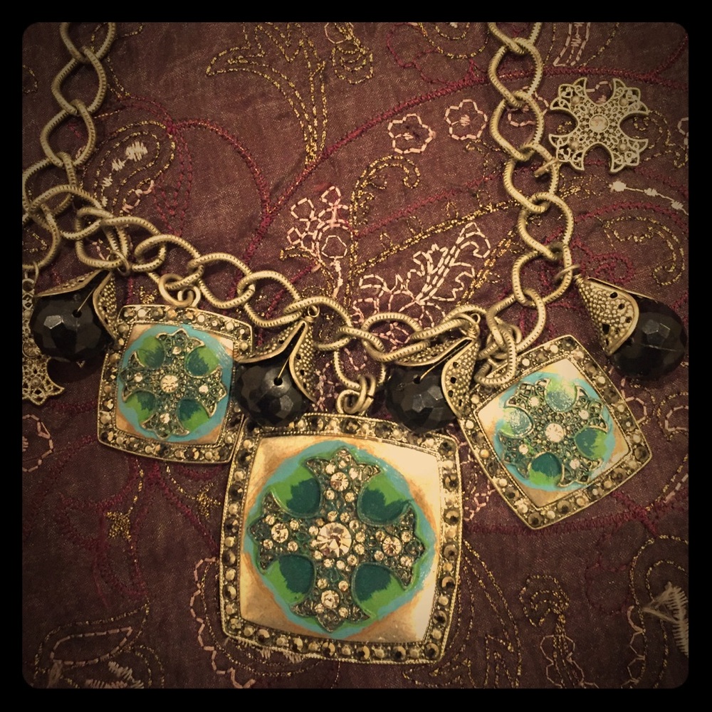 Stunning. Maltese cross necklace